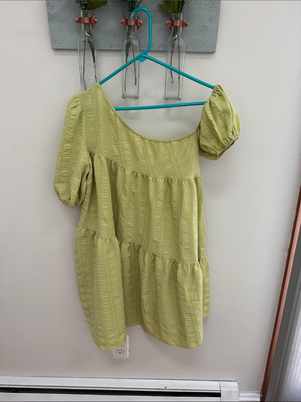 SHEIN Light Green One-Shoulder Tiered Mini Dress